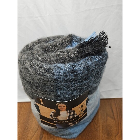 New Womens Igloos Blue/Grey PLAID SHAWL Wrap Warm And Soft - Picture 4 of 12